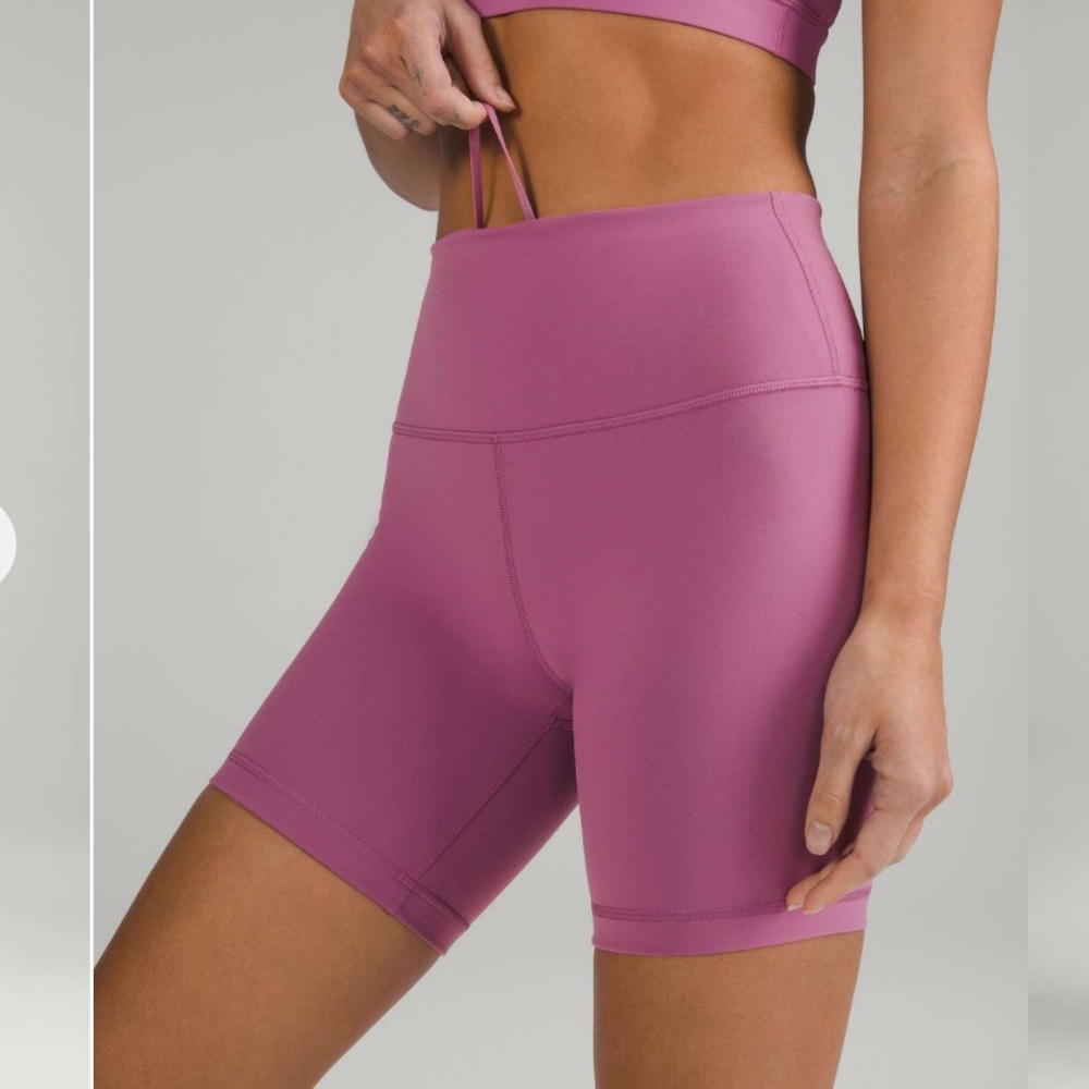 Lululemon Athletica Women's Wunder Train Shorts - Velvet Dust sz 4